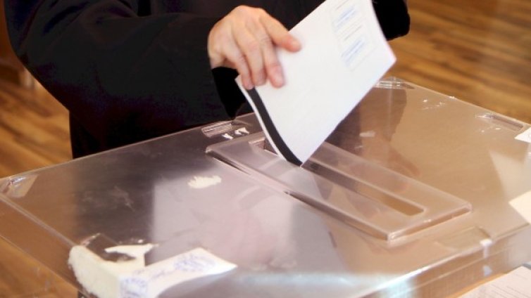 Горещият картоф "Вот в чужбина" &ndash; пак на старта в НС   