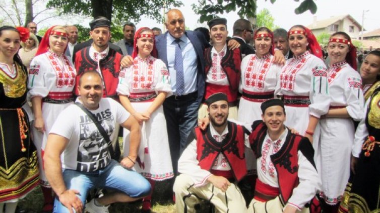 2,5 млрд. лв. излишък в бюджета - връщаме дългове, санираме...