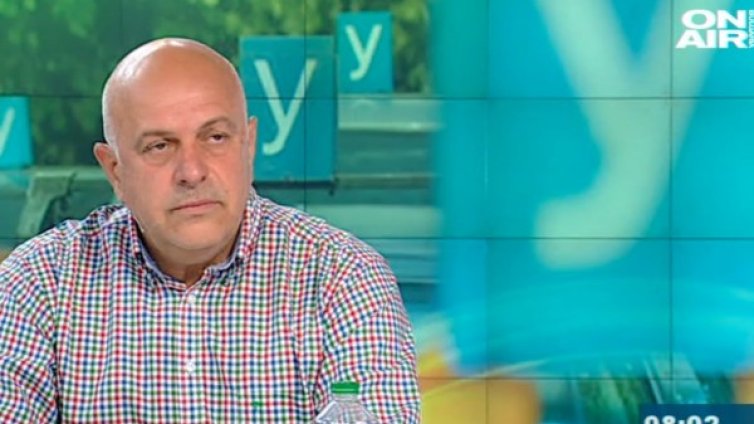 Автошколи и "Автомобилна администрация" на нож