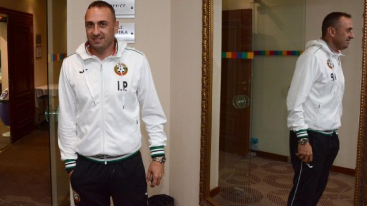 Петев на дузпата, той не иска да си ходи