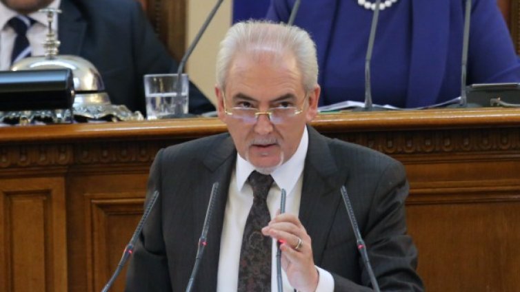 Натиск бави регистрацията на ДОСТ, заподозря Местан
