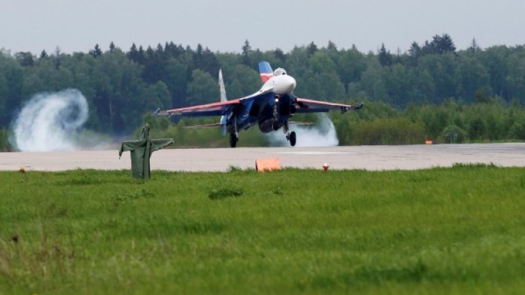 Руски изтребител от група за висш пилотаж се разби