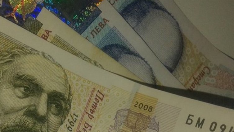 Троен възел: Швейцарец ограби германец у нас