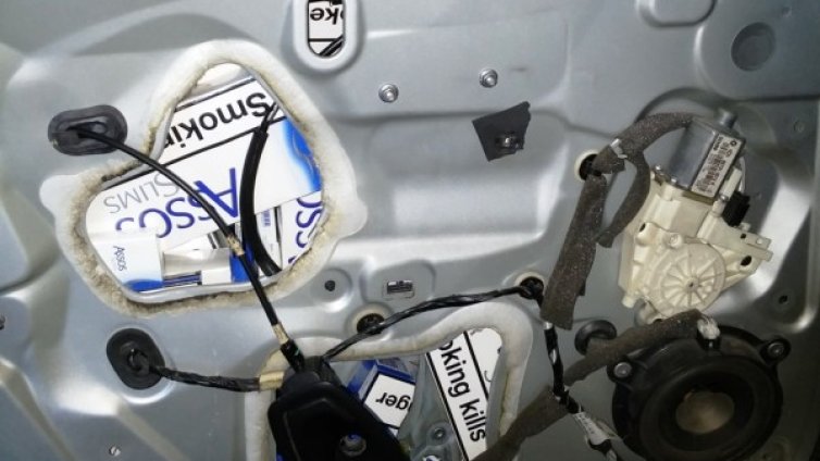 Почти 13 000 нелегални цигари хванаха на "Капитан Андреево"