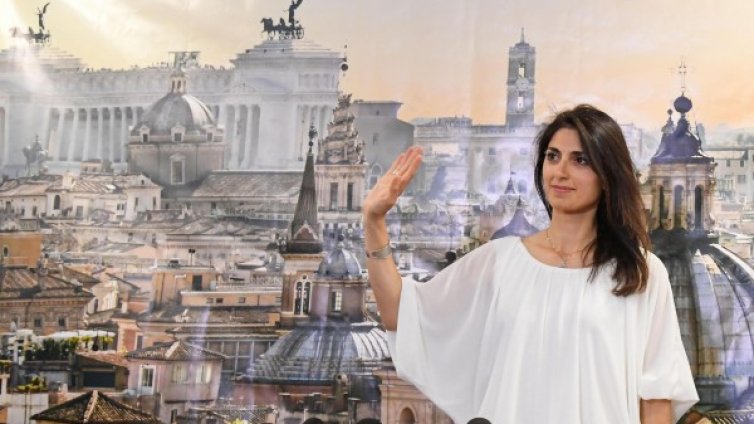 Вирджиния Раджи стана първата жена кмет на Рим