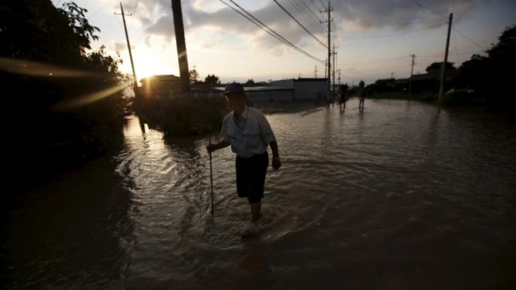 Четири жертви взеха проливни дъждове в Южна Япония