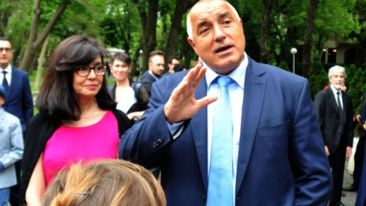 БСП за Борисов: Не управлява, а се осведомява...    