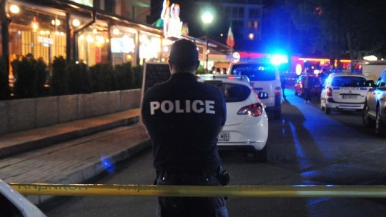 Стрелба и насилие по морето. А бягат ли туристите?