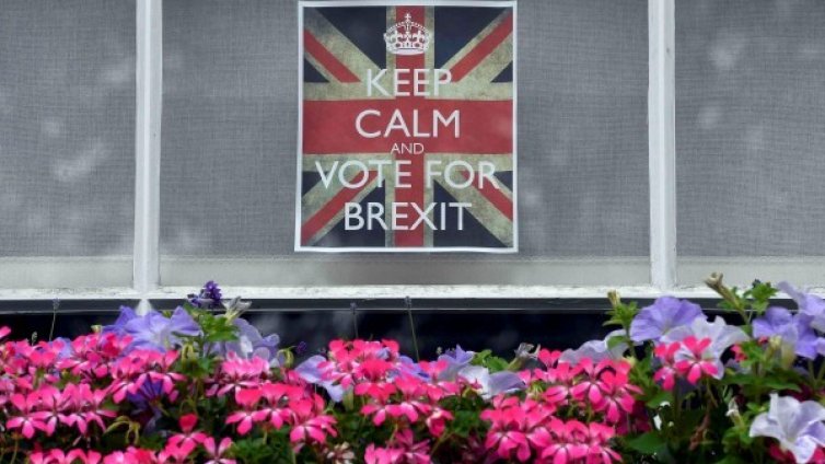 Българчета студенти във Великобритания? Все по-скъпо