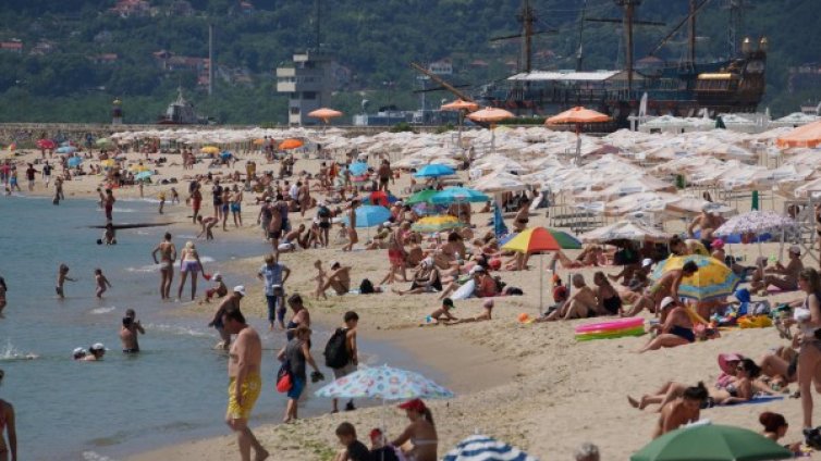 Чужденци налазват хотелите ни, не като туристи, а като камериерки