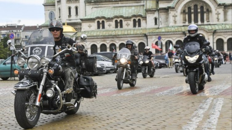 "Нощни вълци" не признаха за подкрепа на Путин