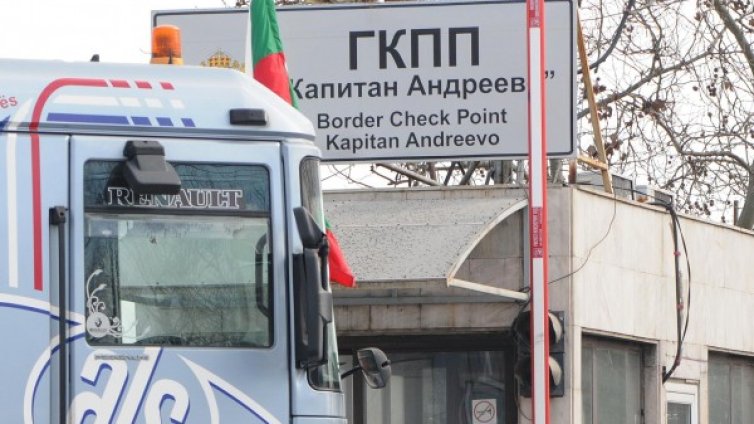 "Тапата" на "Капитан Андреево" до всеки уикенд през юли