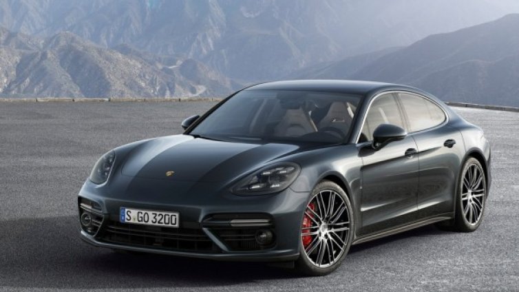 Хибридното Porsche Panamera ще има 700 к.с.