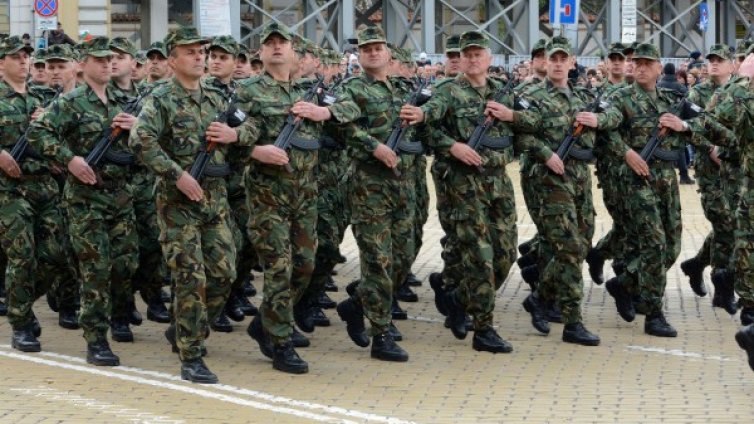 Казарма, но къде и с какво? В БСП са против&hellip;