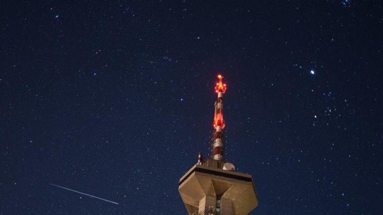 Камери ще наблюдават метеорните явления над България