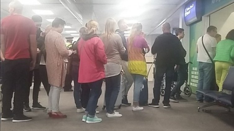 Най-дългото чакане за полет... 28 часа чекиране! 