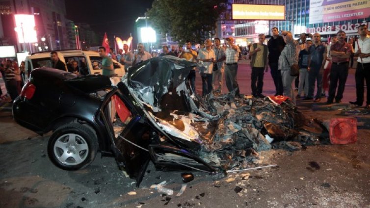 Русия поиска: Спокойствие, ред, мир и права в Турция!