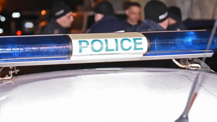 Задържаха двама с 68 пакетчета хероин