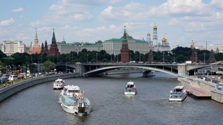 Всеки пети в Русия иска да мигрира заради срива в икономика