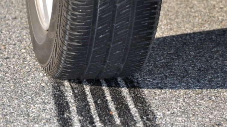 Дете "блъсна" джип, разкъса си черен дроб и далак!?