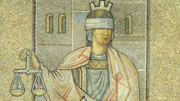 Подаваме сигнал срещу магистрат само с ЕГН