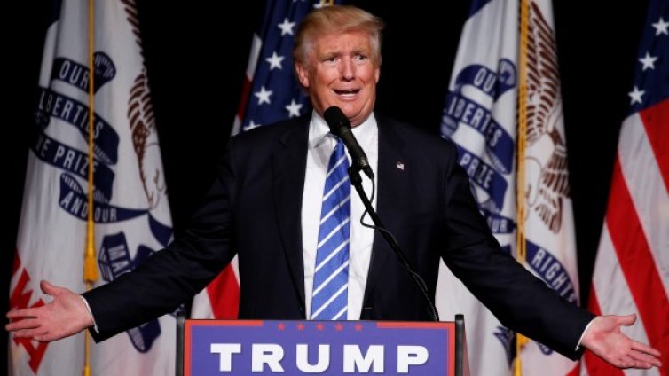 Тръмп на страната на Путин по ключови въпроси