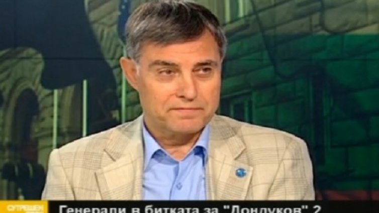 Политическата криза изстрелва генерали към "Дондуков" 2