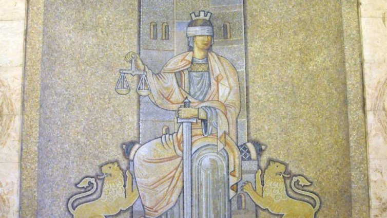 Прокуратурата благодари на митничар, отказал подкуп