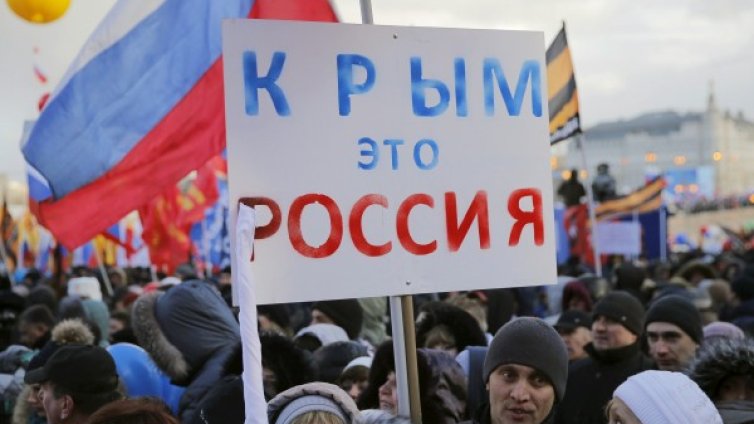 В Русия за Крим: Връщаме се в 2014 г. Но защо?
