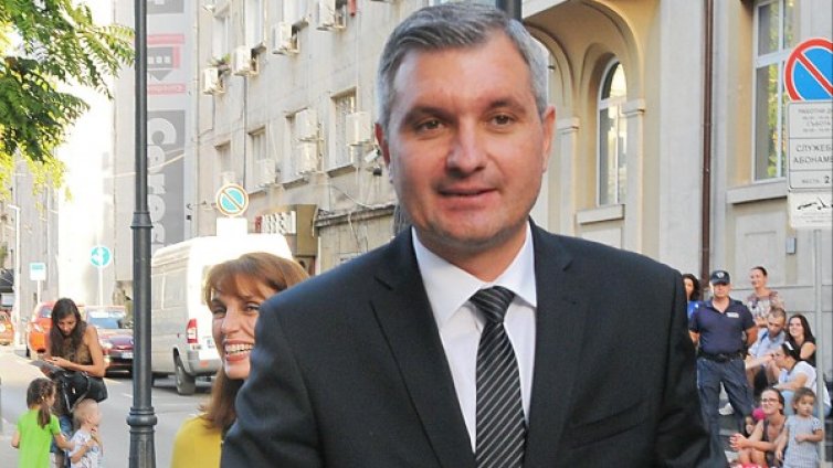 СОС запретва ръкави, гледа всеки "зелен" строеж в "Младост"