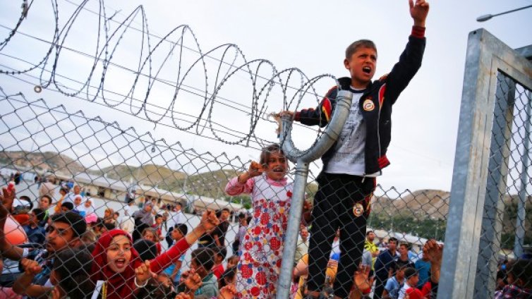 Нетът бълва по бежанците: Орки, мюслита, нашественици...