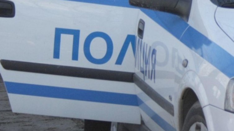 Жена прегази двама нарочно. Близките им я пребиха