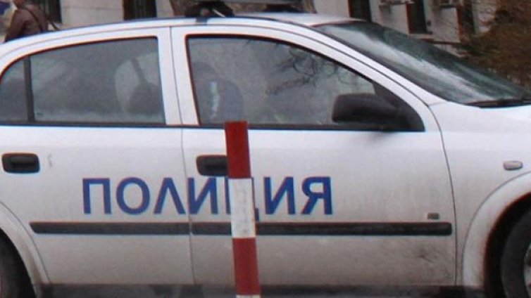 Неправилно изпреварване прати шофьор в болница 