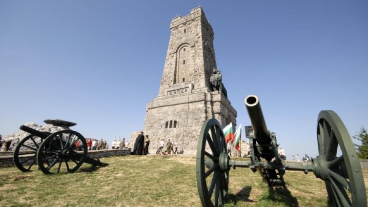 Възстановка, ателиета, войнишки борш за честванията на Шипка