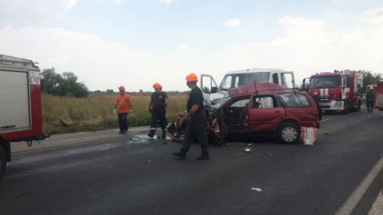 Мелето край Пловдив: Нисан в насрещното и... 