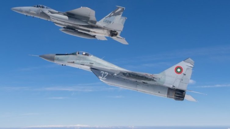 Четири F-15 от ВВС на САЩ вече са у нас, ще ни охраняват
