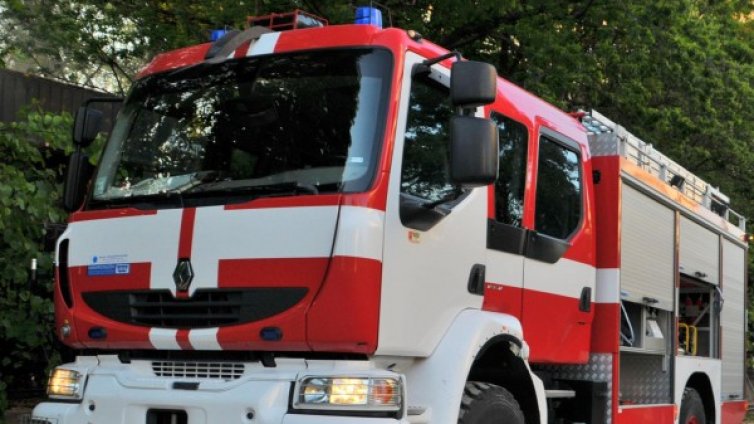 Мъж в болница след пожар в къща в село Цирка