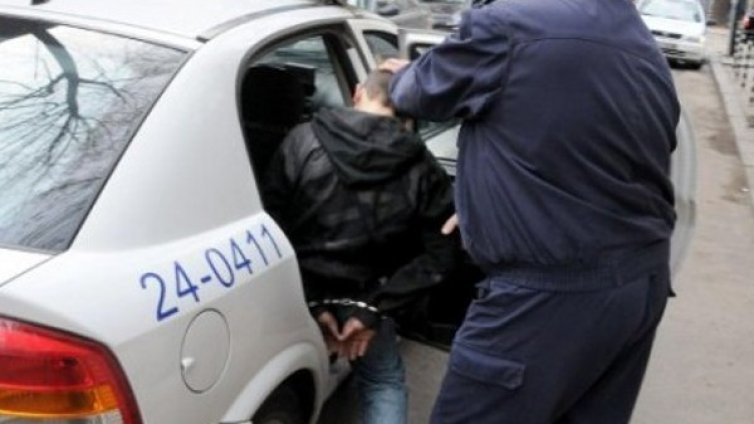 Заловиха рецидивист, избягал от затвора в Бургас