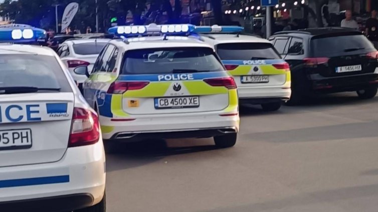 Дрогиран шофьор предложи подкуп на полицаи