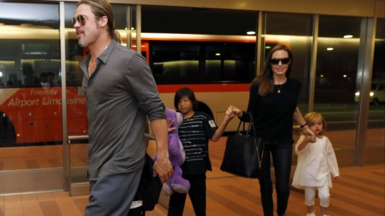 ФБР погва Брад Пит?