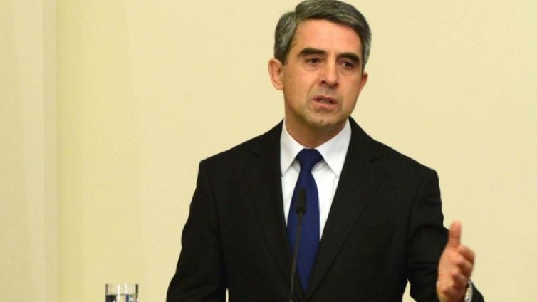 Социологическо проучване: Плевнелиев не се справи!