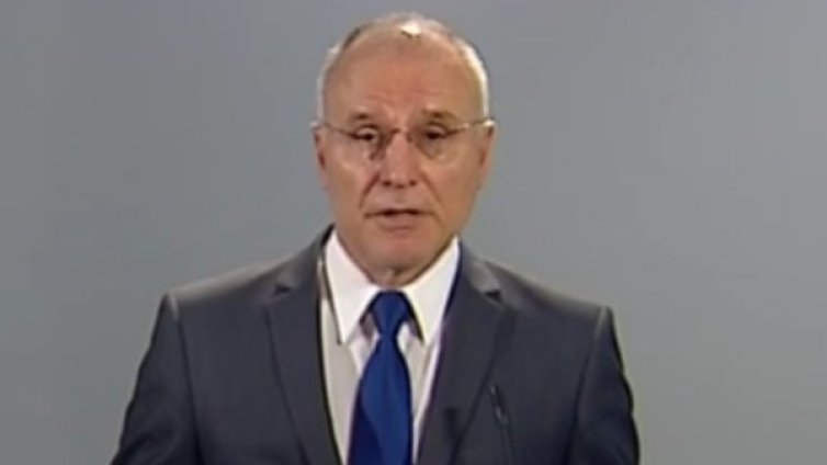 Шефът на БНБ очаква сливане на банки у нас