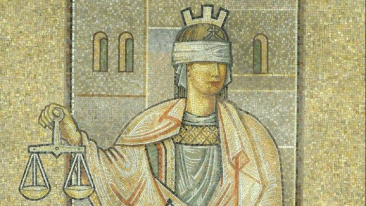 6 г. зад решетките за син, убил майка си по непредпазливост