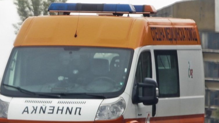 66-годишен с опасност за живота, прострелял се с пушка