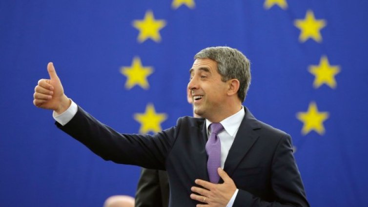 Плевнелиев чака да оценят мандата му след време