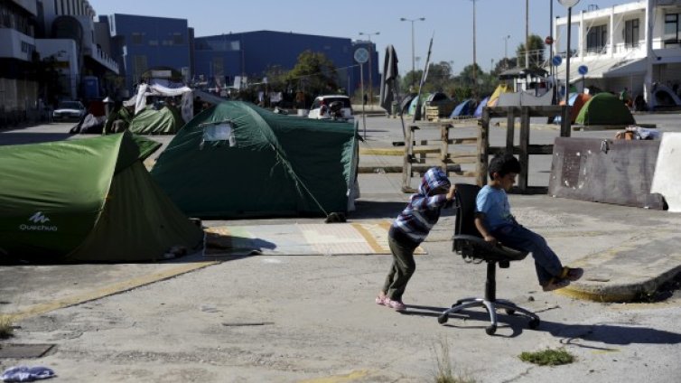 Брюксел се договори с Афганистан да връща мигрантите