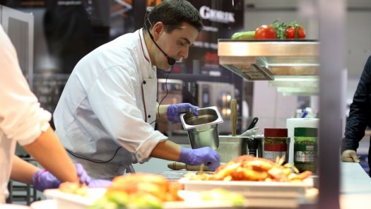 Кулинарно състезание за професионални готвачи и ученици през ноември