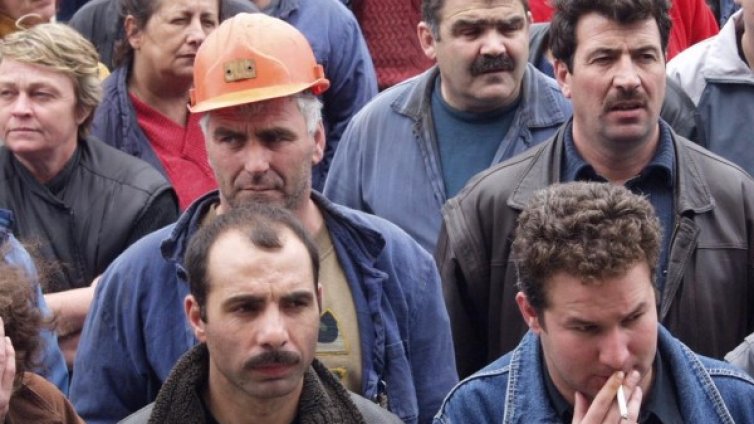 Откараха протестиращи миньори в болница, колегите: Не се отказваме!