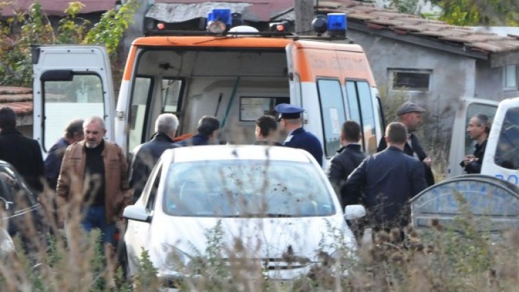 В трупа от Несебър: Британски номер, карта за Лондон...