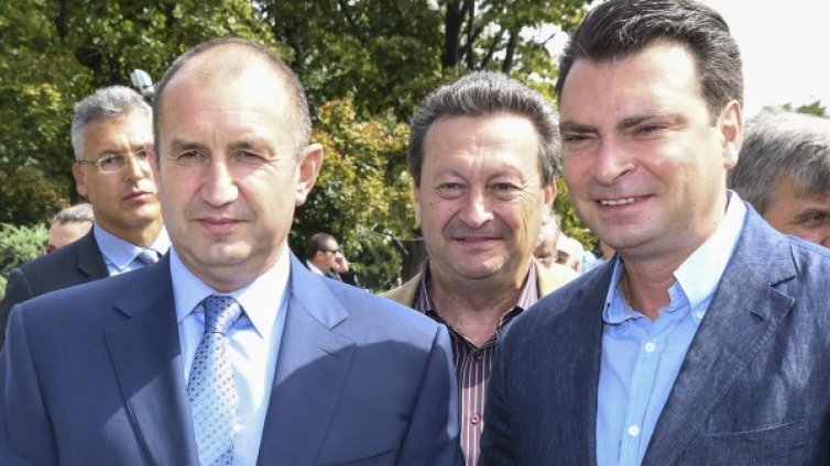 Ген. Румен Радев ще се срещне с граждани в София